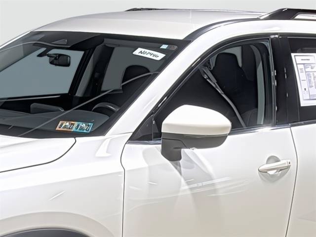Used 2024 Nissan Pathfinder SV AWD/4WD image 8