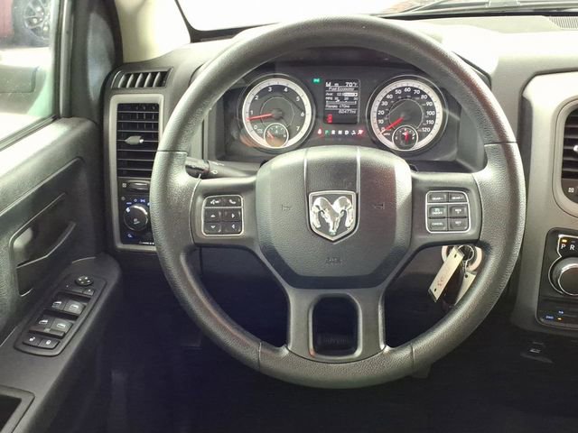 Used 2017 RAM 1500 Express image 12