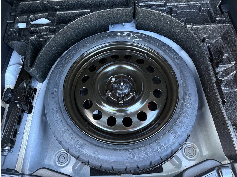 Used 2022 Ford Escape SE w/ Cold Weather Package FWD image 43