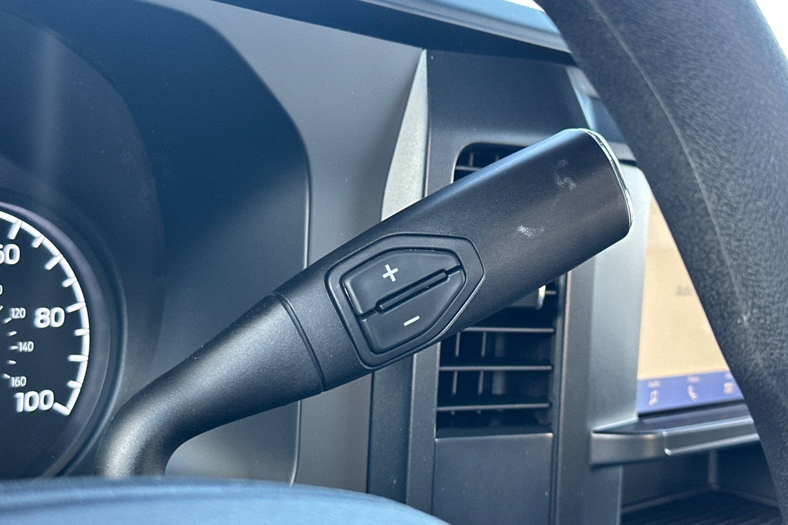 New 2026 Ford F250 XL w/ XL Chrome Package image 19