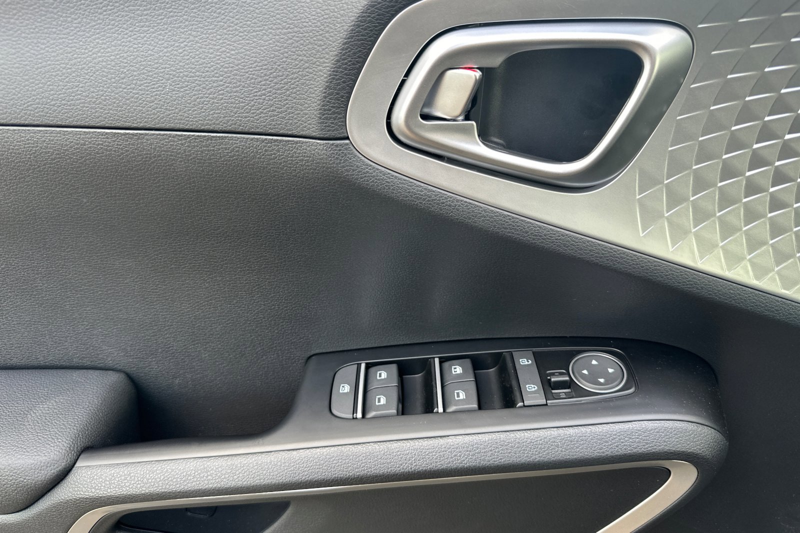 New 2025 Kia Soul LX image 12