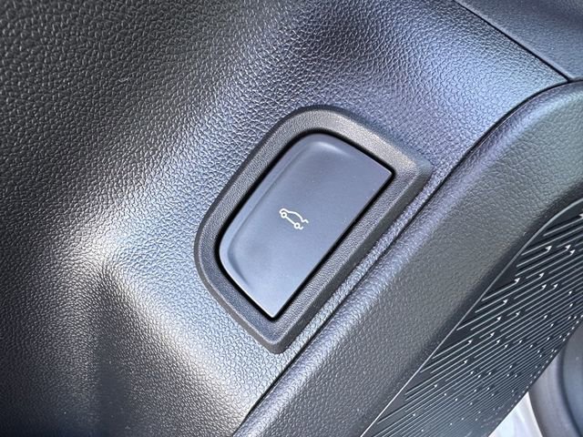 New 2026 GMC Terrain AT4 w/ LPO, Floor Liner Package image 24