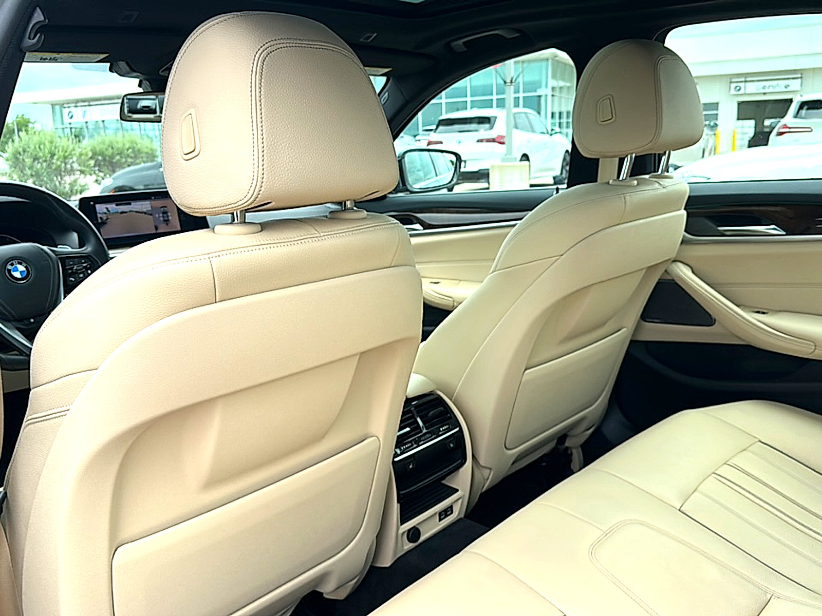 Used 2020 BMW 540i xDrive w/ Premium Package AWD/4WD image 18