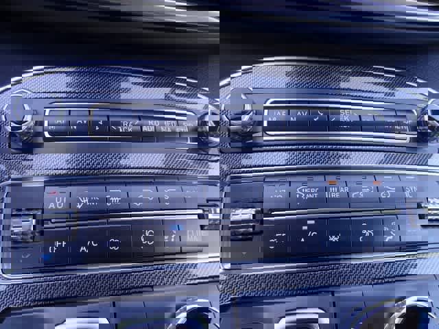 Used 2023 Hyundai Santa Fe SEL image 31