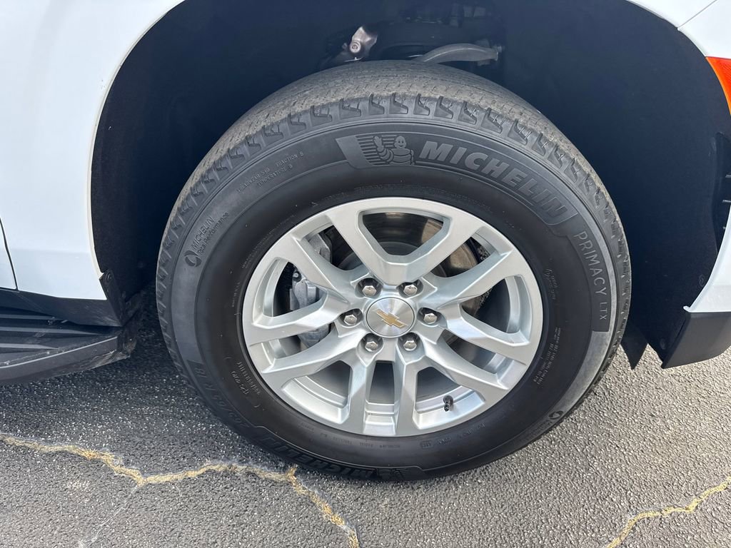 Used 2024 Chevrolet Tahoe LT RWD image 13