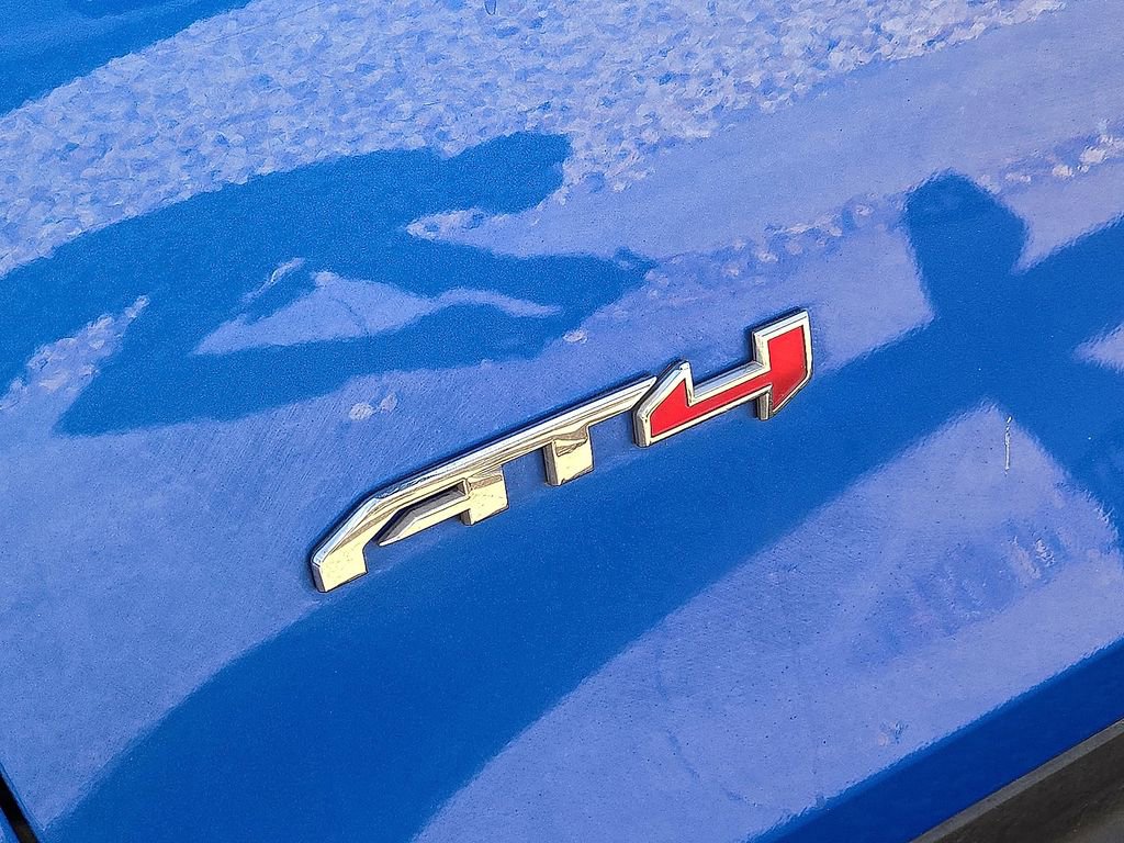 Used 2024 GMC Terrain AT4 w/ Tech Package image 11