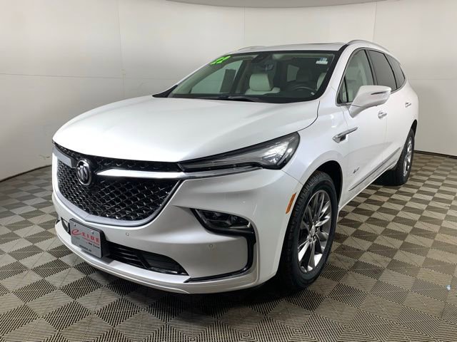 Used 2022 Buick Enclave Avenir w/ Avenir Technology Package video 2