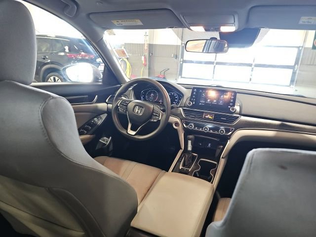 Used 2018 Honda Accord EX image 23