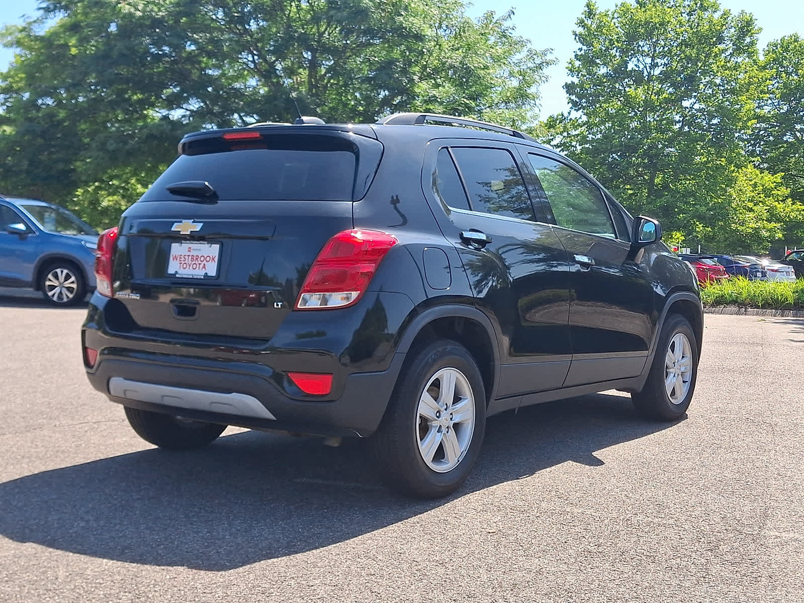 Used 2020 Chevrolet Trax LT w/ LT Convenience Package AWD/4WD image 5