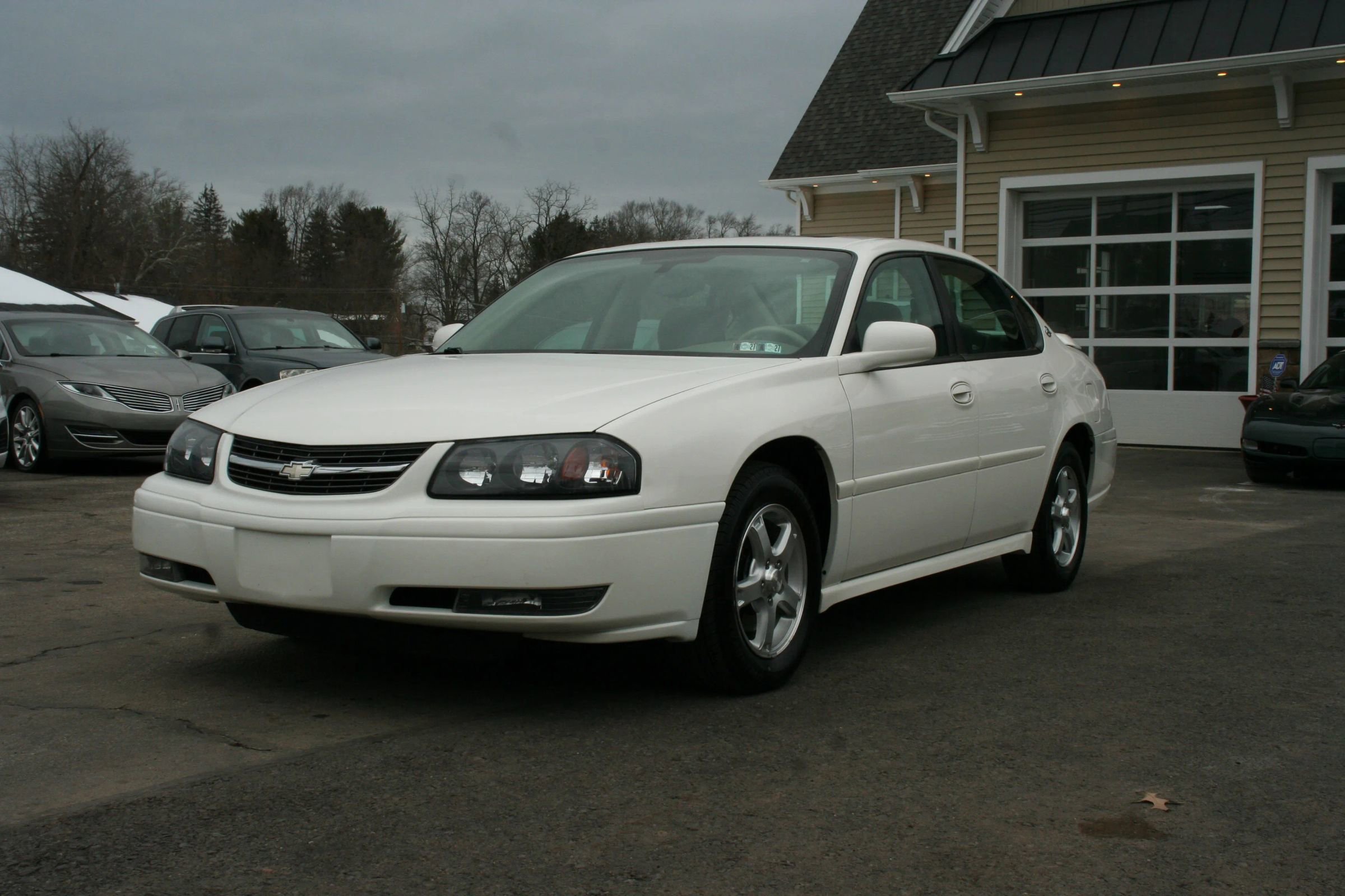 Used 2005 Chevrolet Impala LS w/ Sun And Sound Package image 1