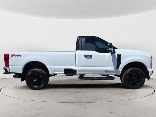 Certified 2025 Ford F250 XL w/ STX Appearance Package AWD/4WD image 4
