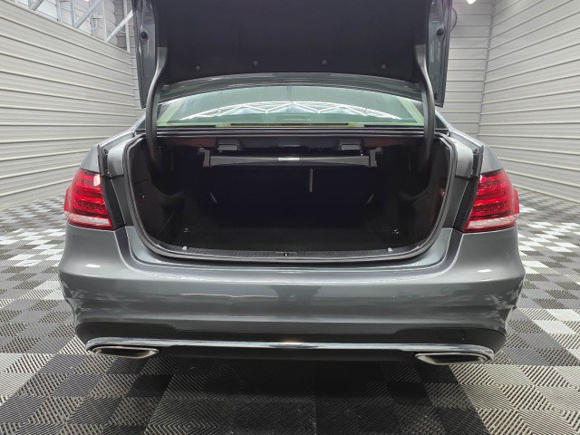 Used 2016 Mercedes-Benz E 350 Sedan image 38