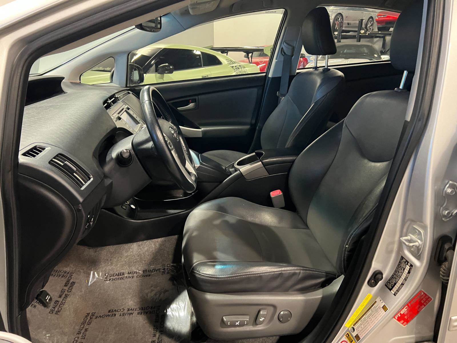 Used 2012 Toyota Prius Four FWD image 9