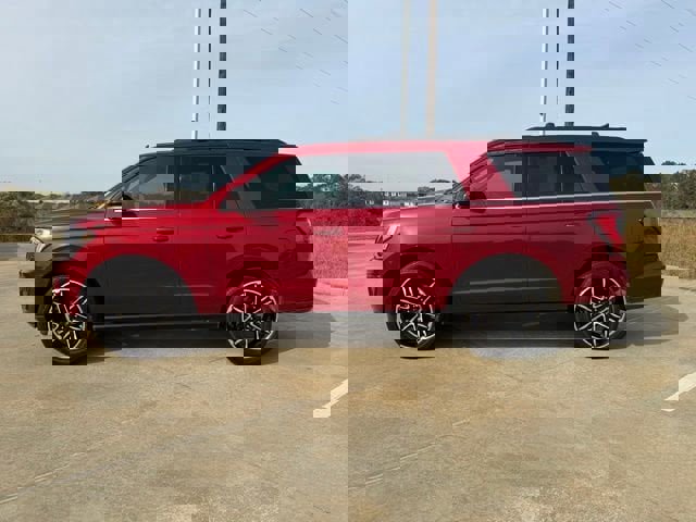 Used 2019 Ford Expedition Limited w/ Equipment Group 303A image 2