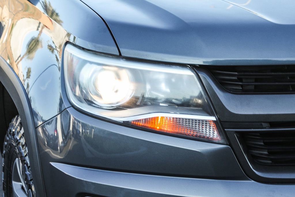 Used 2015 Chevrolet Colorado Z71 image 4