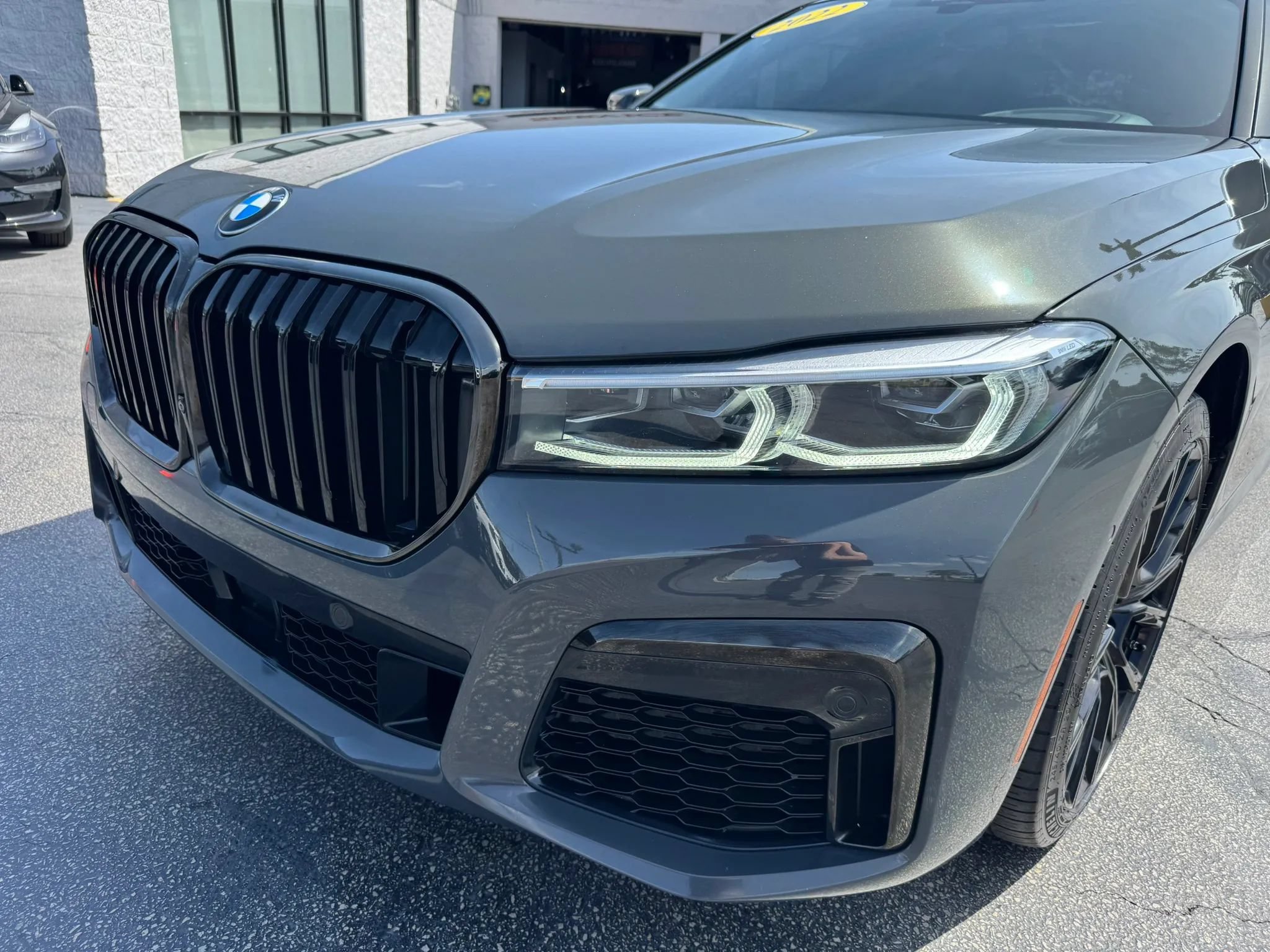 Used 2022 BMW 750i xDrive w/ Executive Package AWD/4WD image 7