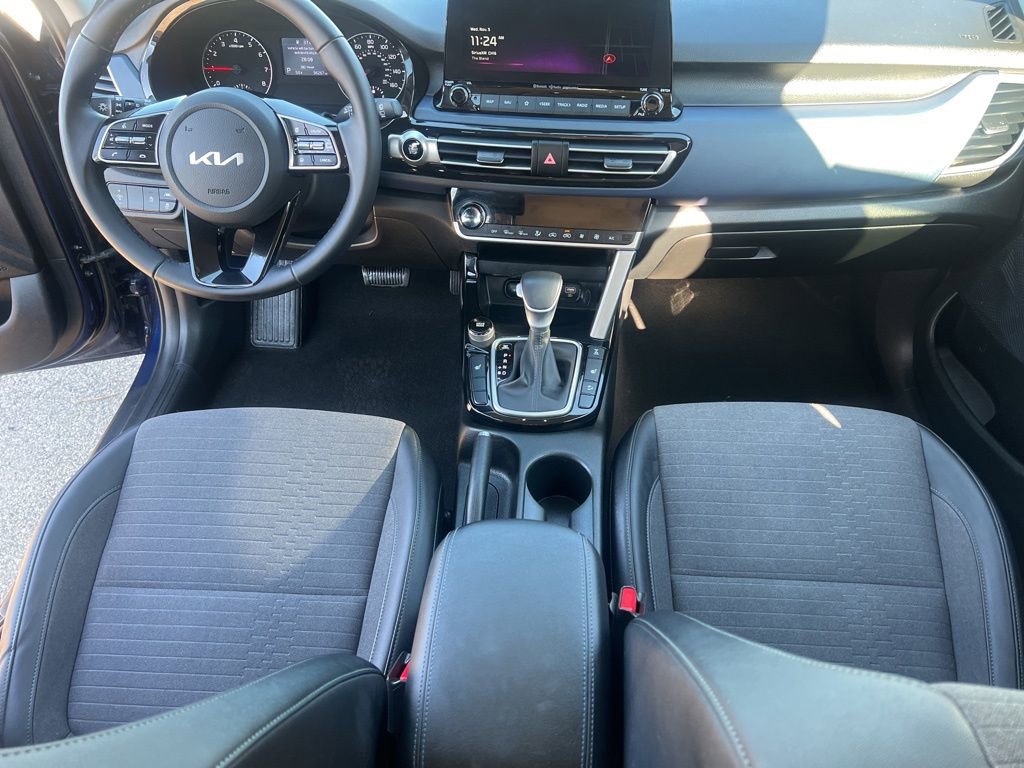 Certified 2023 Kia Seltos S w/ Navigation Package image 18