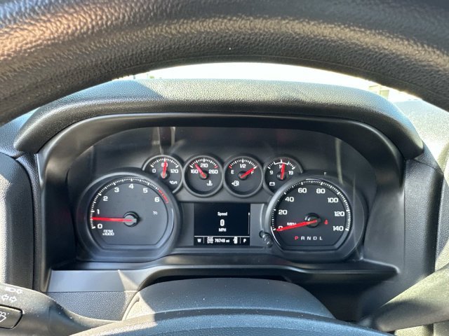 Certified 2020 Chevrolet Silverado 1500 Custom w/ Custom Value Package AWD/4WD image 10