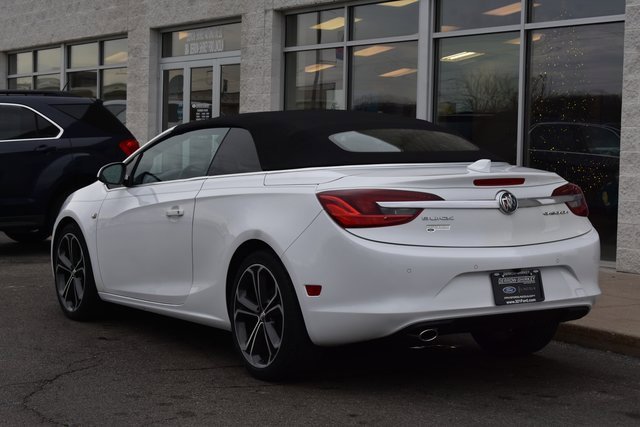 Used 2017 Buick Cascada Premium image 4