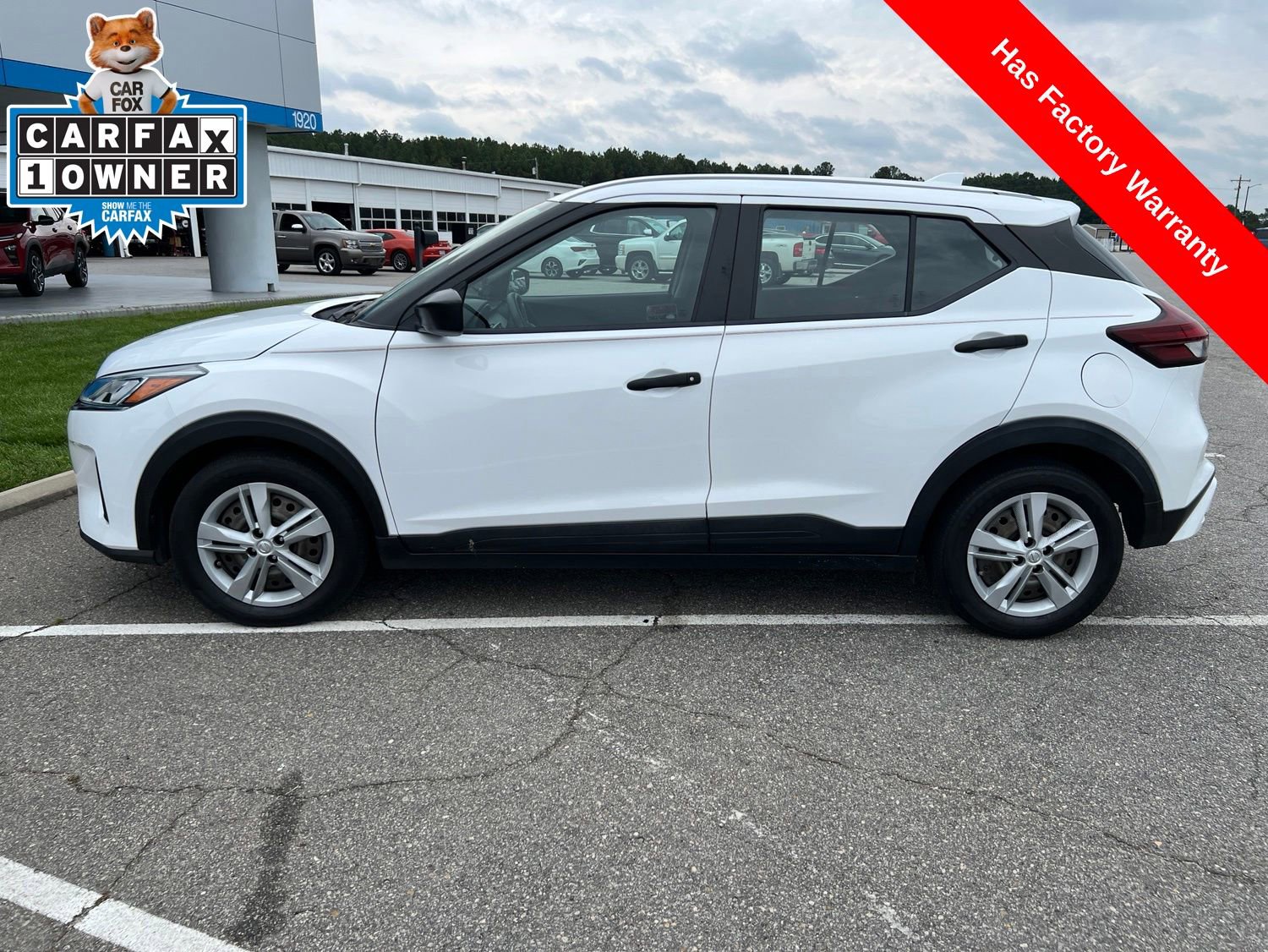 Used 2022 Nissan Kicks S FWD image 2