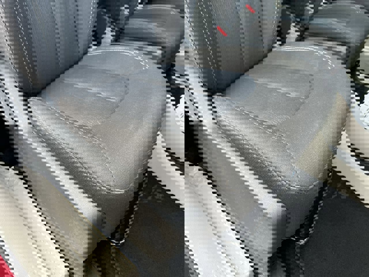 Used 2023 Chrysler Voyager LX image 13