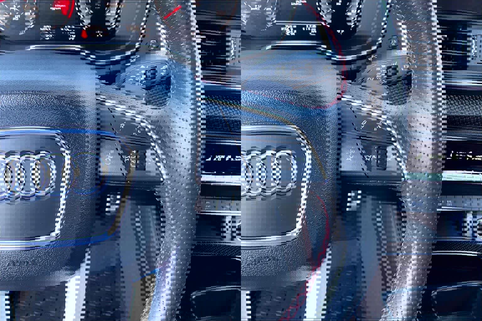 Used 2021 Audi SQ5 Premium Plus w/ Premium Plus Package image 22