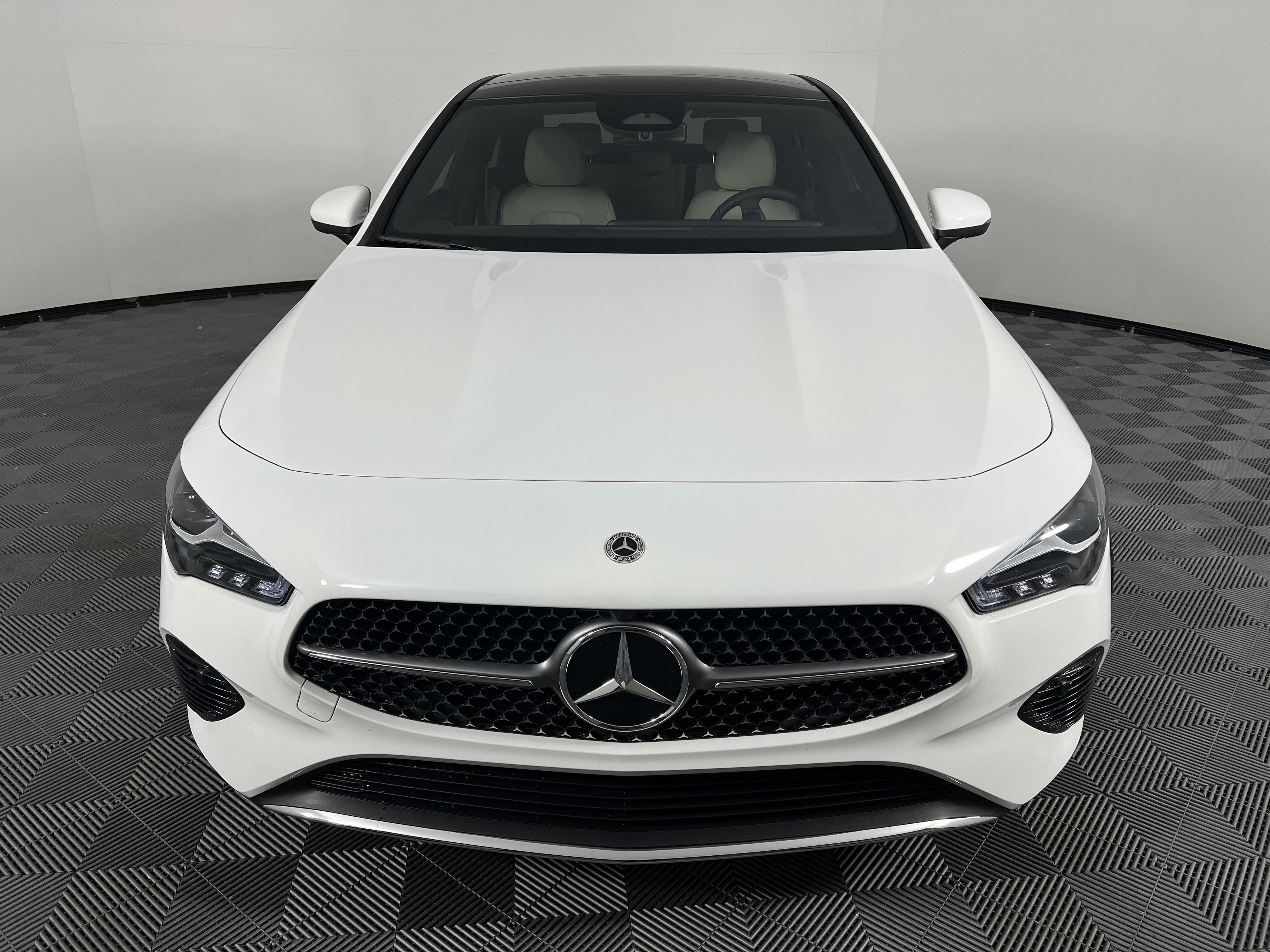 Used 2025 Mercedes-Benz CLA 250 4MATIC image 5