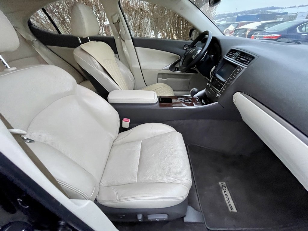 Used 2013 Lexus IS 350 AWD image 14