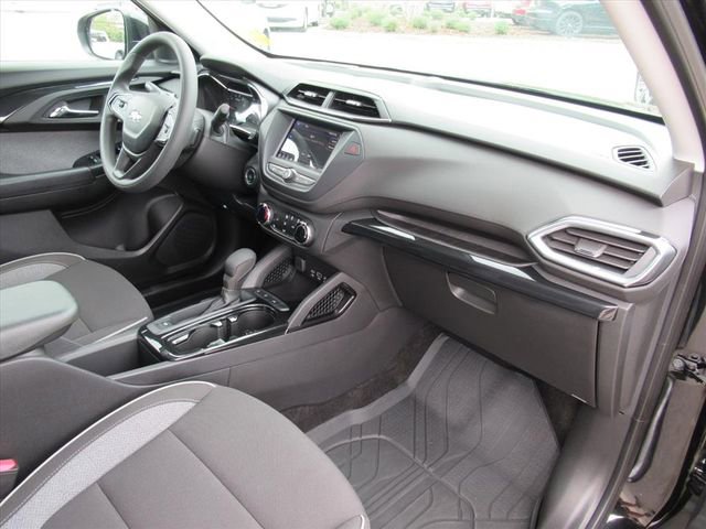 Used 2023 Chevrolet TrailBlazer LT image 10