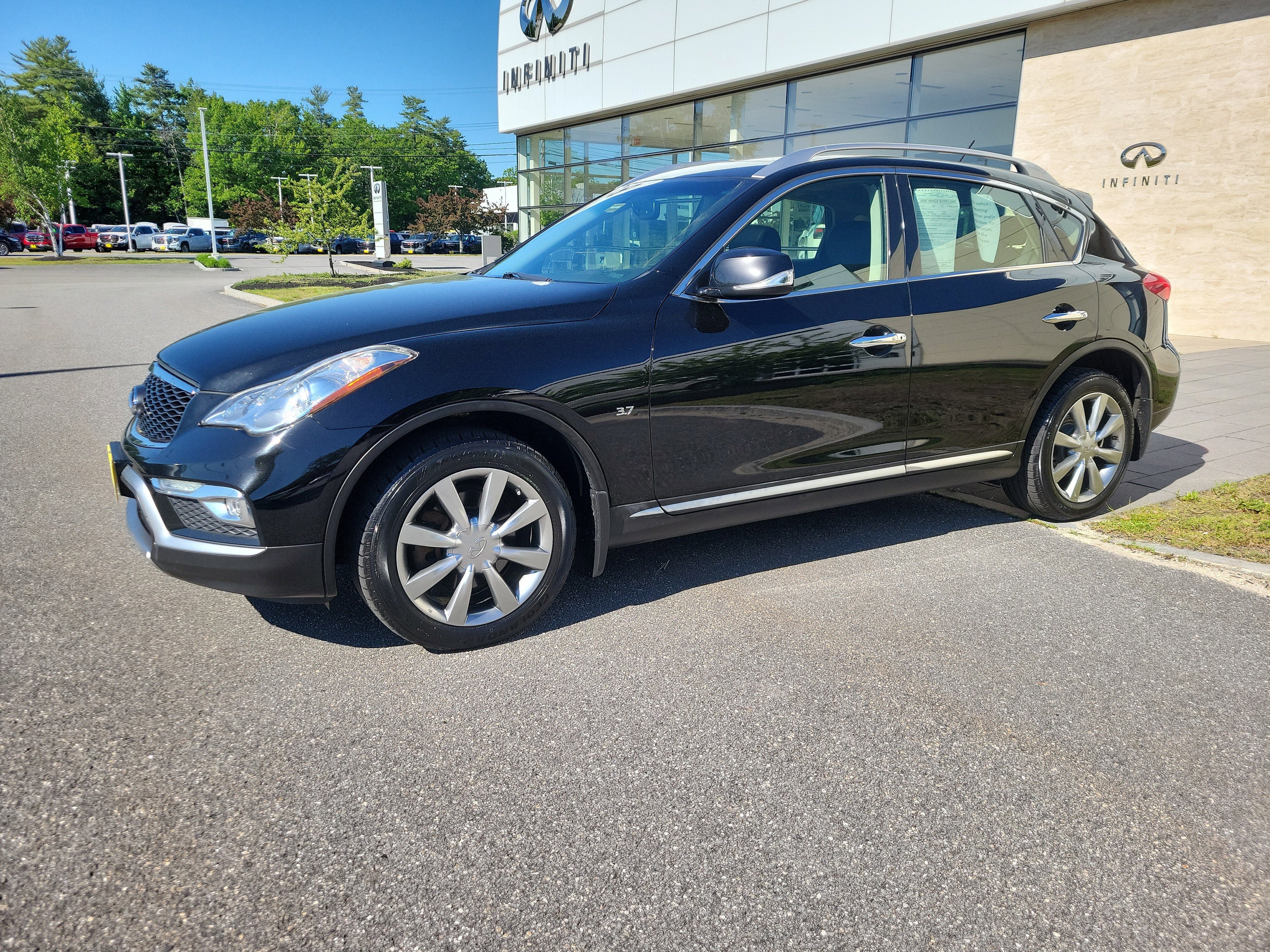 Used 2017 INFINITI QX50 AWD w/ Premium Package