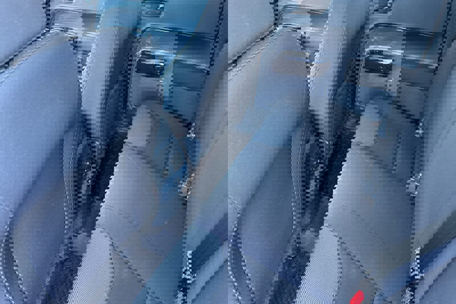 Used 2023 Ford Maverick XL image 4