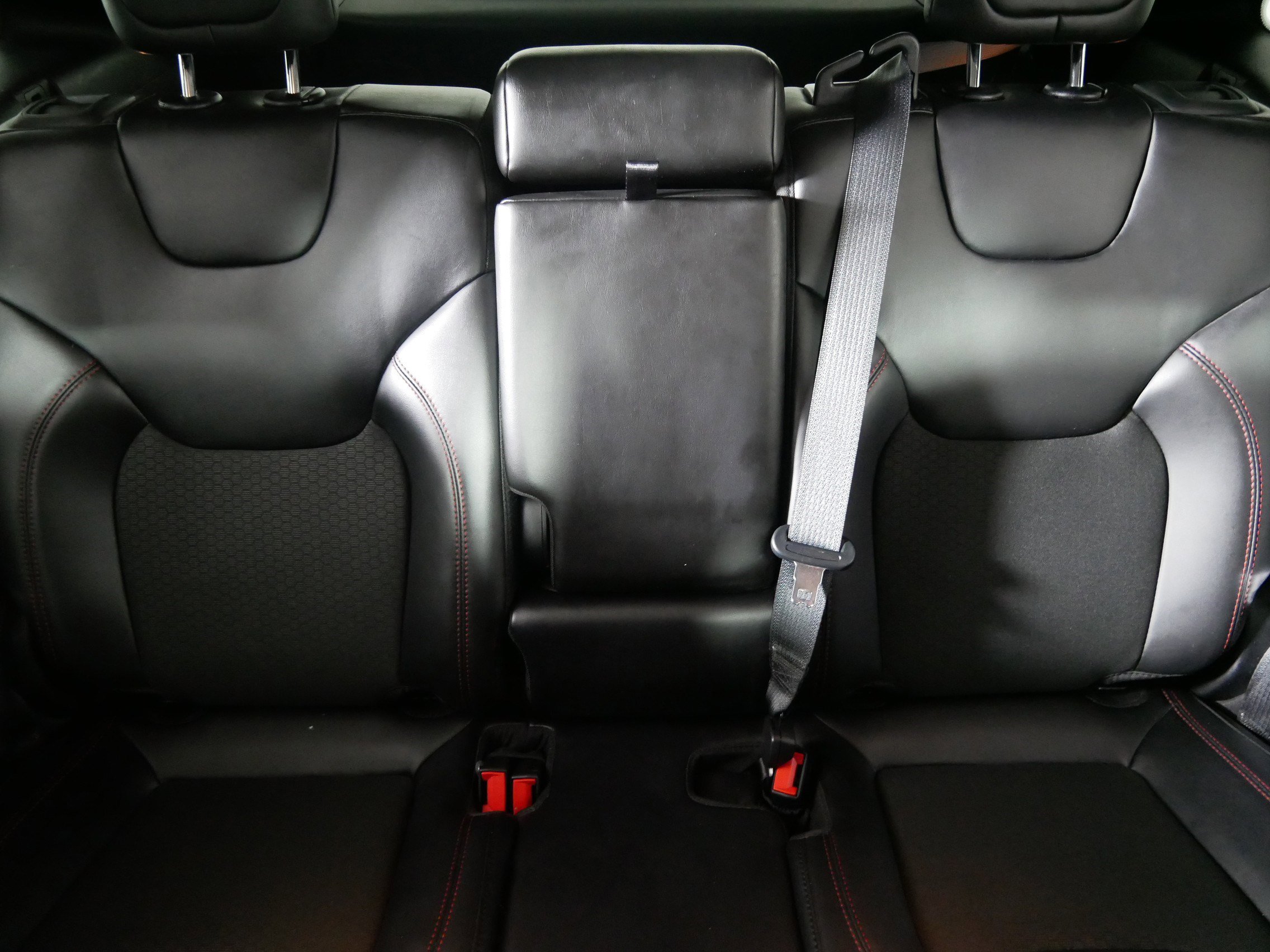 Used 2021 Jeep Cherokee Trailhawk w/ Trailer Tow Group image 13