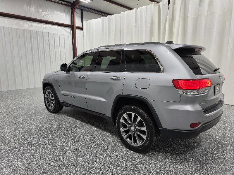 Used 2018 Jeep Grand Cherokee Limited w/ Luxury Group II image 5