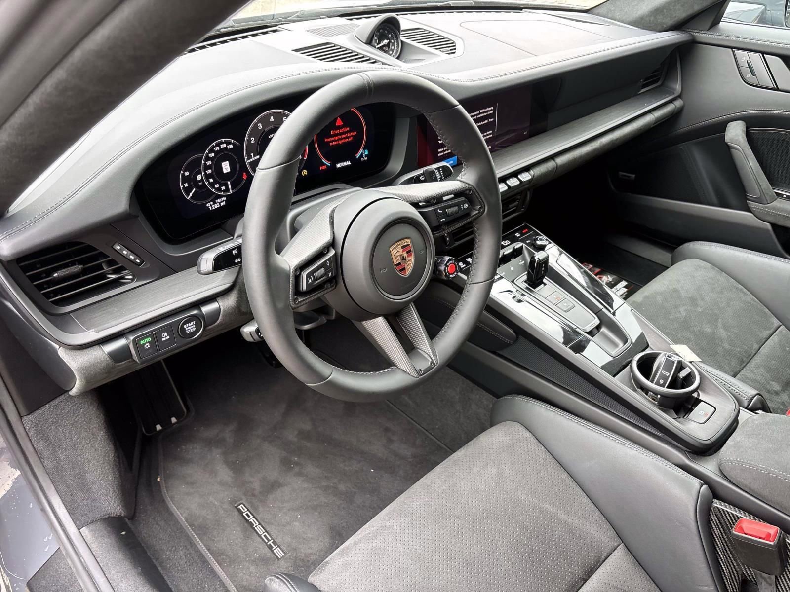 Certified 2026 Porsche 911 Carrera GTS RWD image 27