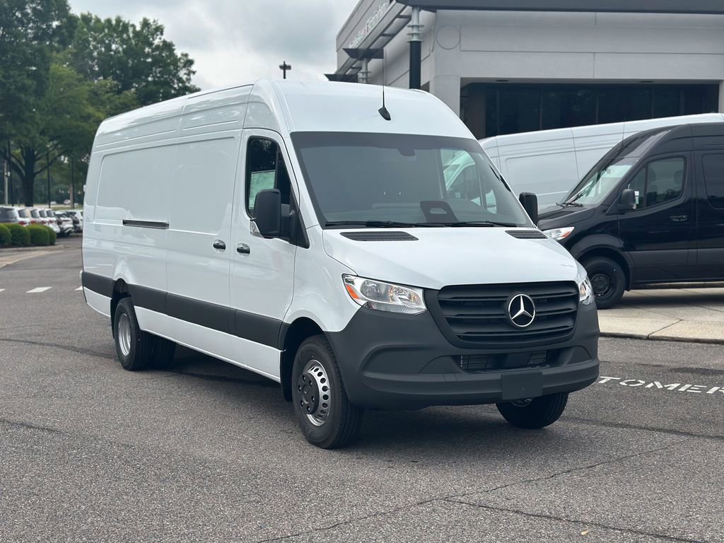 New 2025 Mercedes-Benz Sprinter 3500