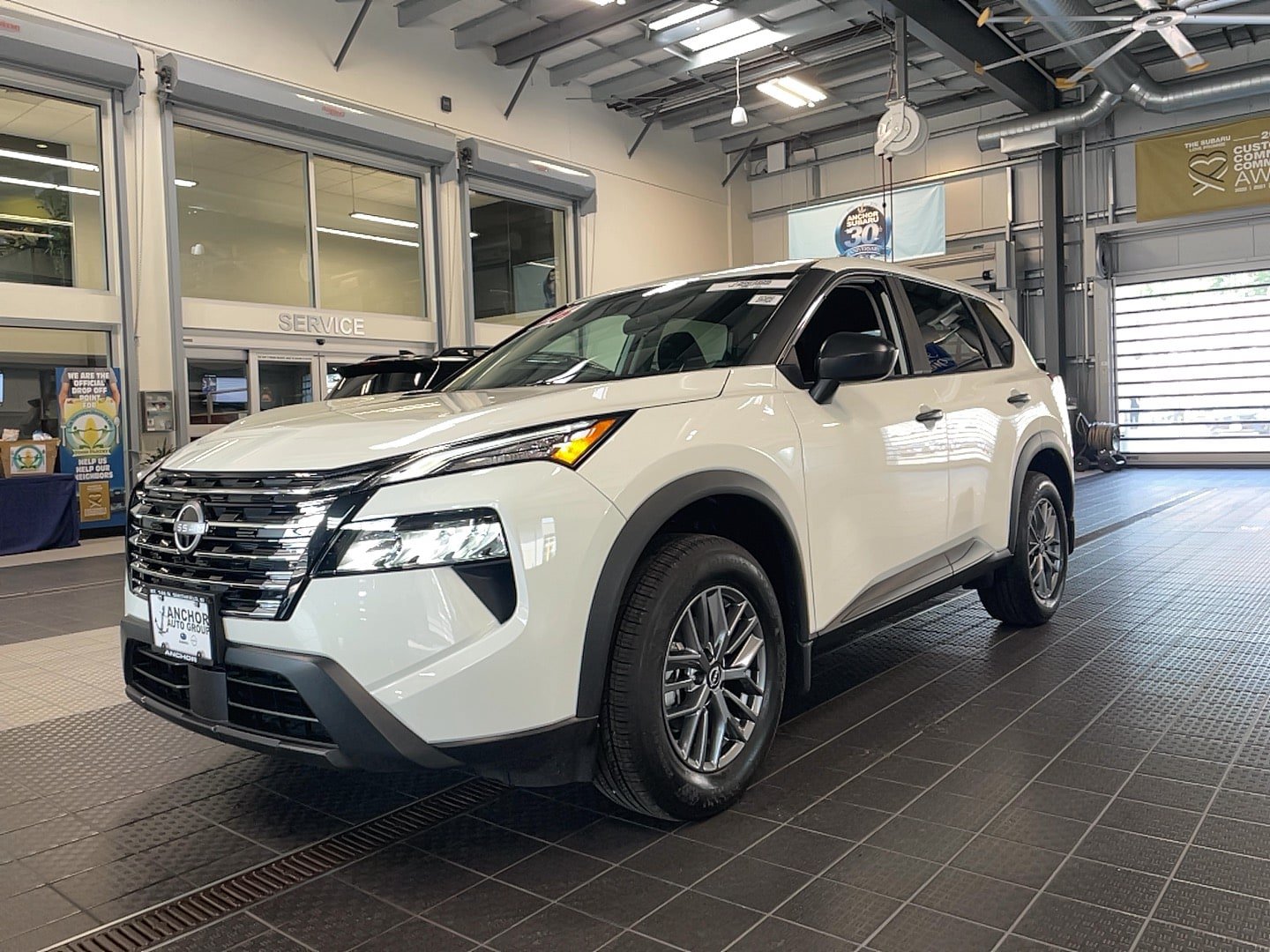 Used 2026 Nissan Rogue S AWD/4WD image 3