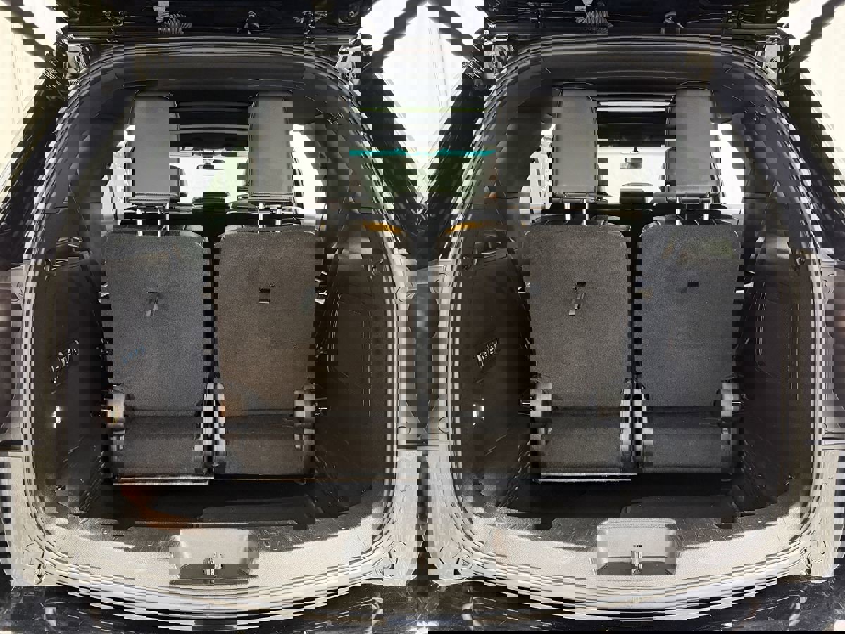 Used 2016 Ford Explorer Limited image 33