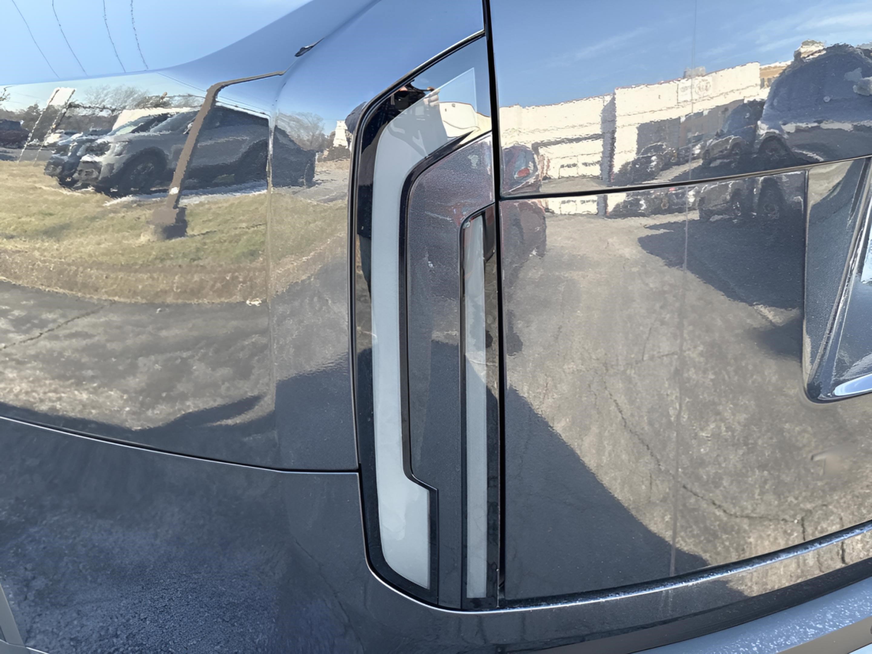 New 2027 Kia Telluride S image 32