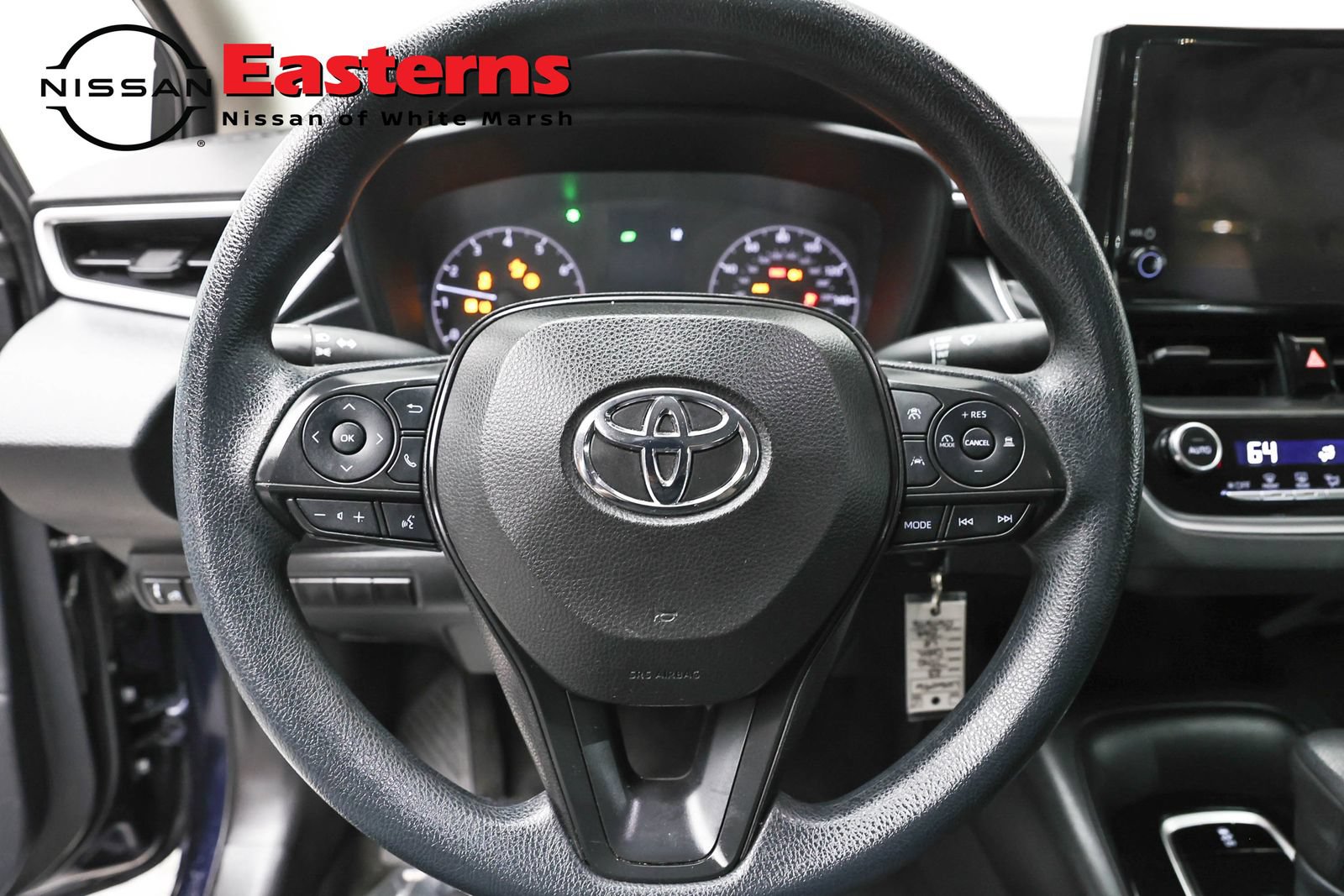 Used 2023 Toyota Corolla LE FWD image 10