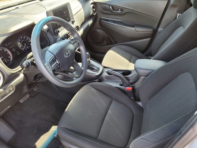 Certified 2022 Hyundai Kona SEL AWD/4WD image 11