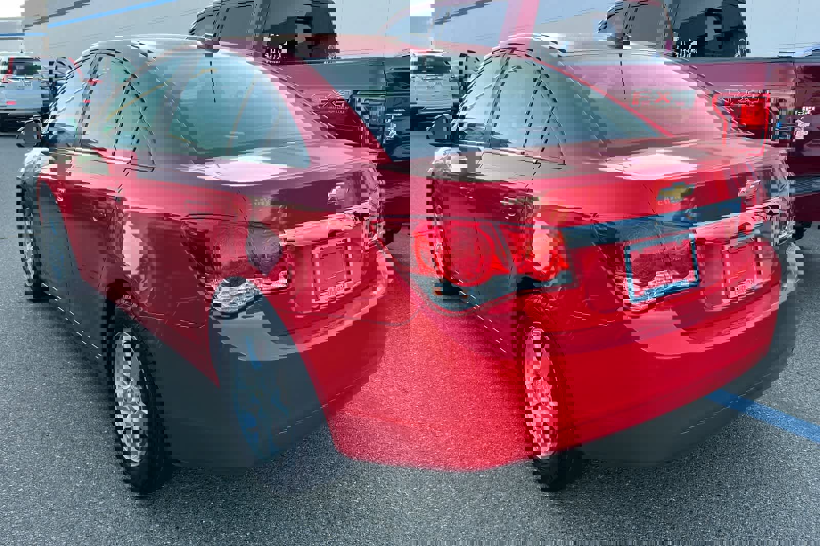 Used 2016 Chevrolet Cruze LT image 4