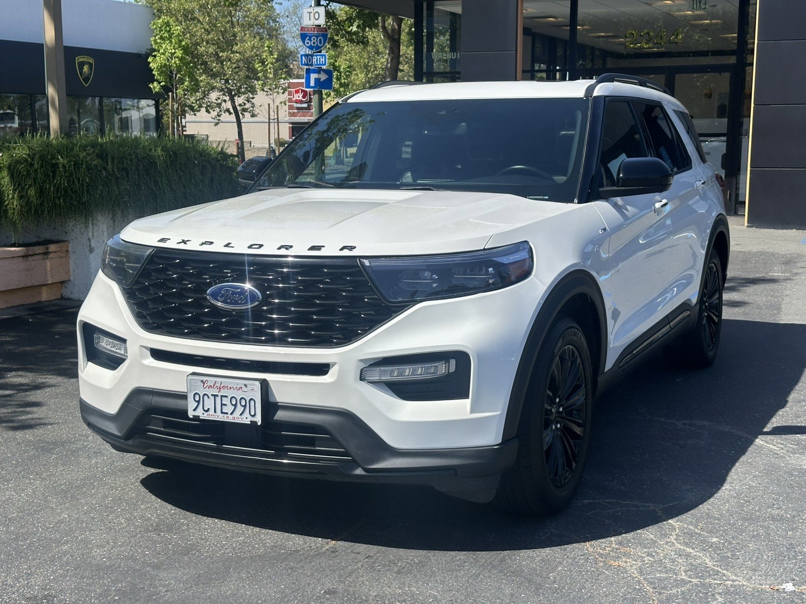 Used 2022 Ford Explorer ST-Line w/ Class IV Trailer Tow Package RWD image 4