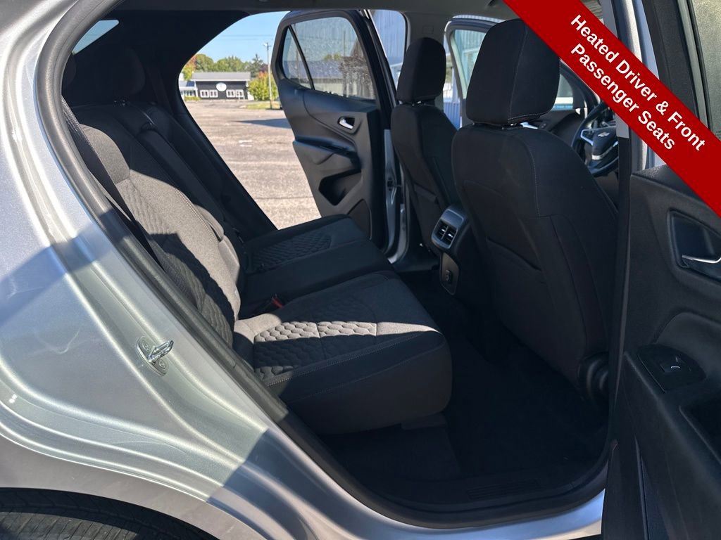Used 2021 Chevrolet Equinox LT w/ Driver Convenience Package image 32