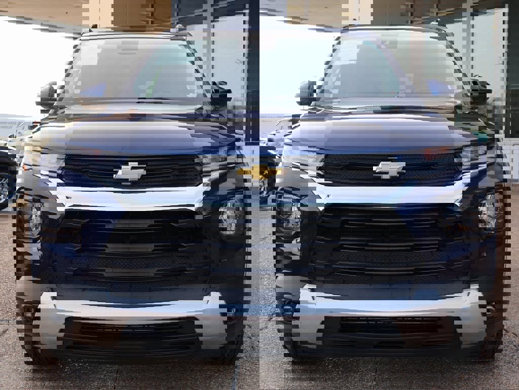 Used 2022 Chevrolet TrailBlazer LT w/ Driver Confidence Package image 8