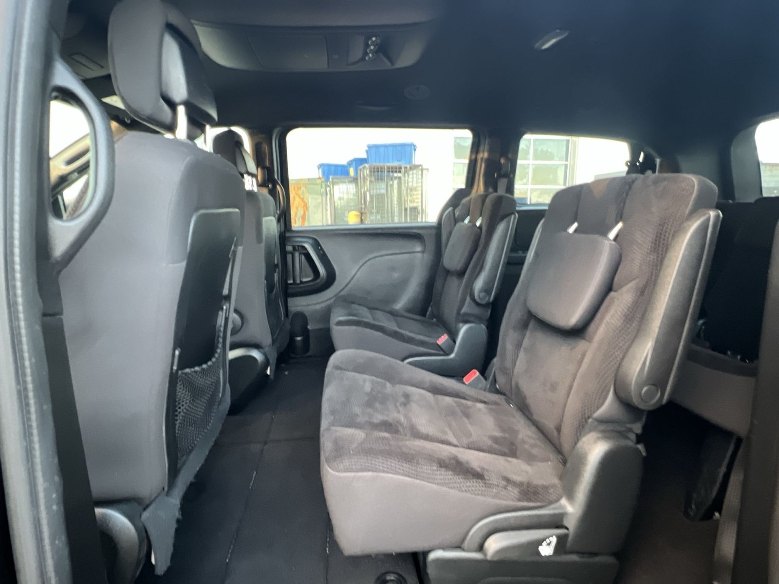 Used 2019 Dodge Grand Caravan SE FWD image 32