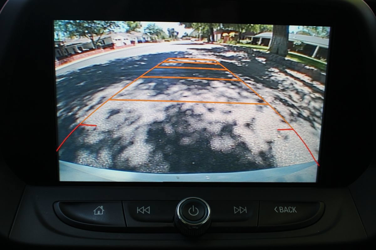 Used 2017 Chevrolet Camaro LT RWD image 31
