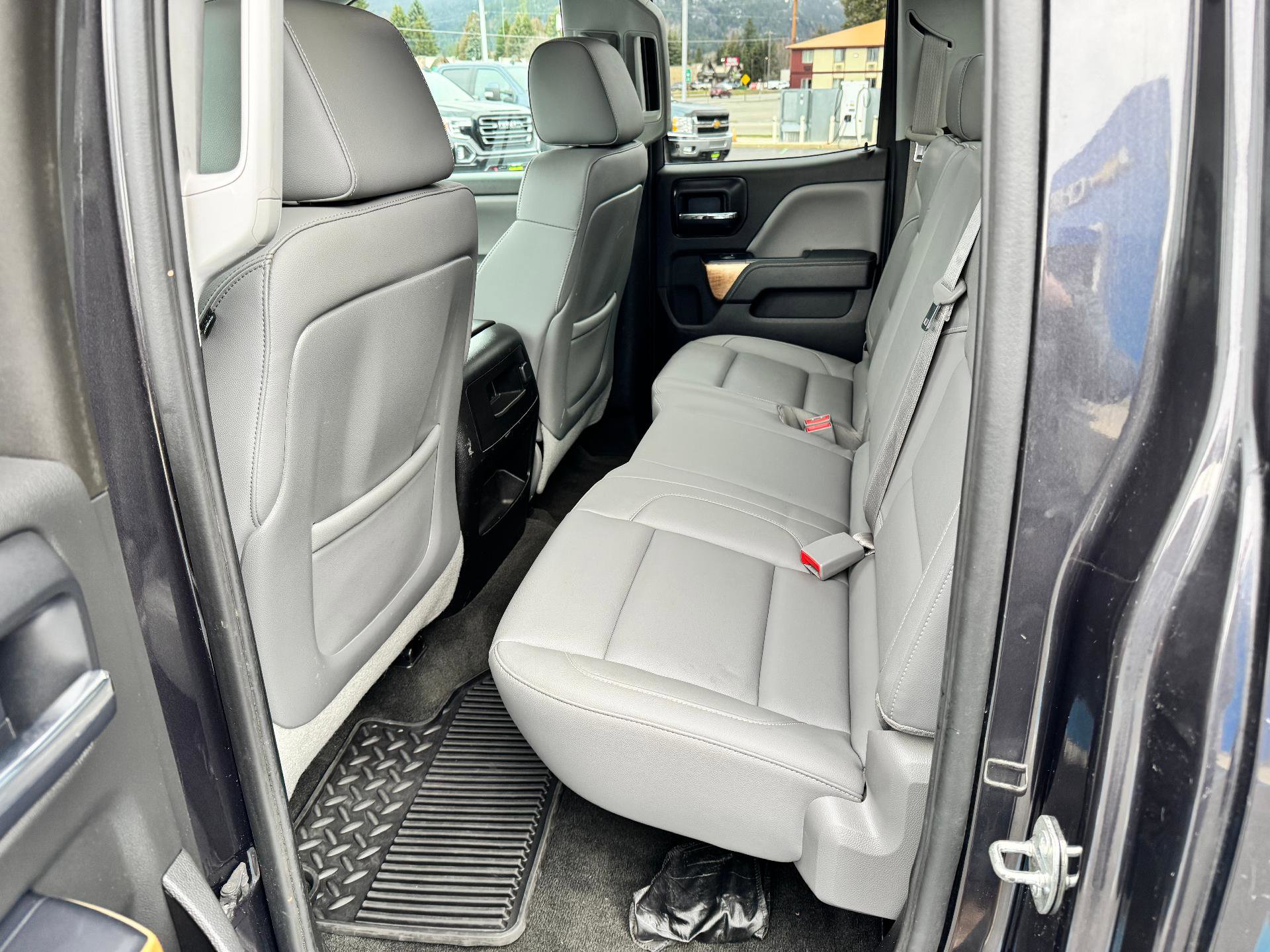 Used 2015 Chevrolet Silverado 2500 LTZ w/ LTZ Plus Package image 14