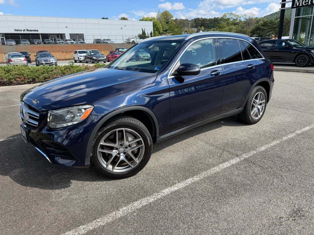 Used 2016 Mercedes-Benz GLC 300 4MATIC image 4