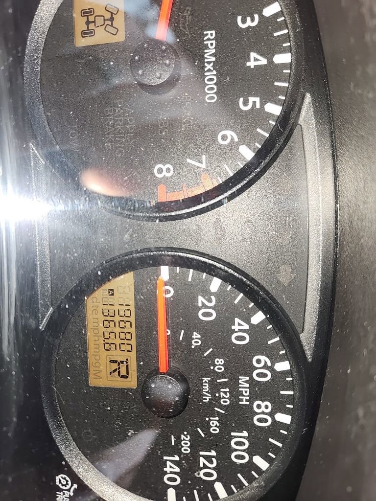 Used 2020 Nissan Frontier SV w/ Midnight Edition Floor Mats image 10