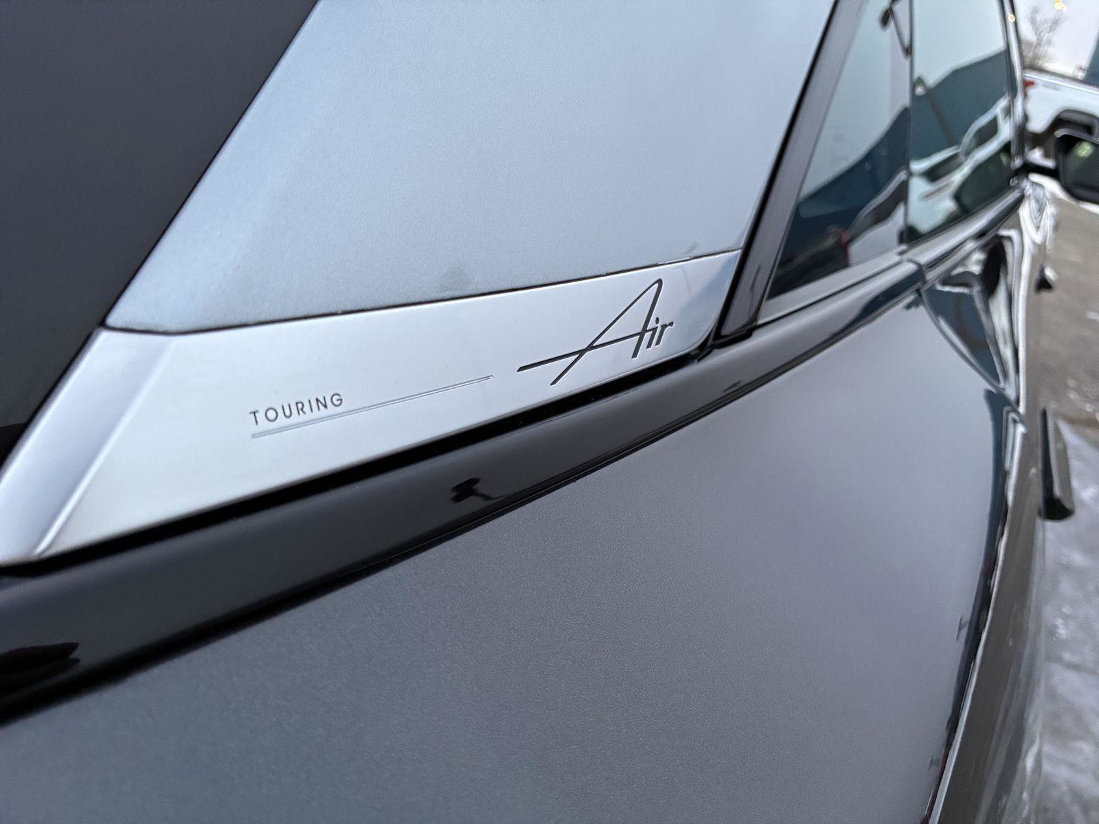 Used 2024 Lucid Air Touring image 9